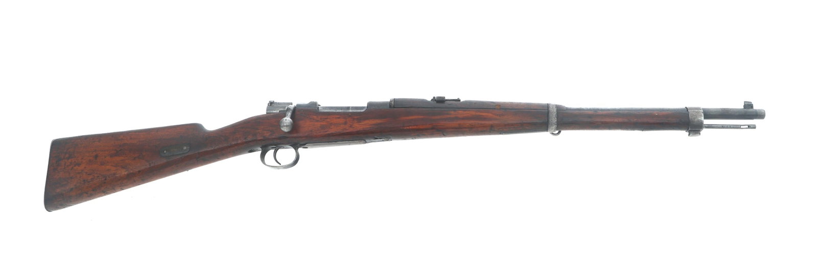 CHILEAN LOEWE MODEL 1895 7x57mm CALIBER RIFLE: CHILEAN LOEWE MODEL 1895 7x57mm CALIBER RIFLE Chilean Loewe Model 1895 7x57mm caliber bolt action Mauser rifle. No import stamp. Faint Chilean crest stamped on top of receiver. Mauser Chileno Modelo 1