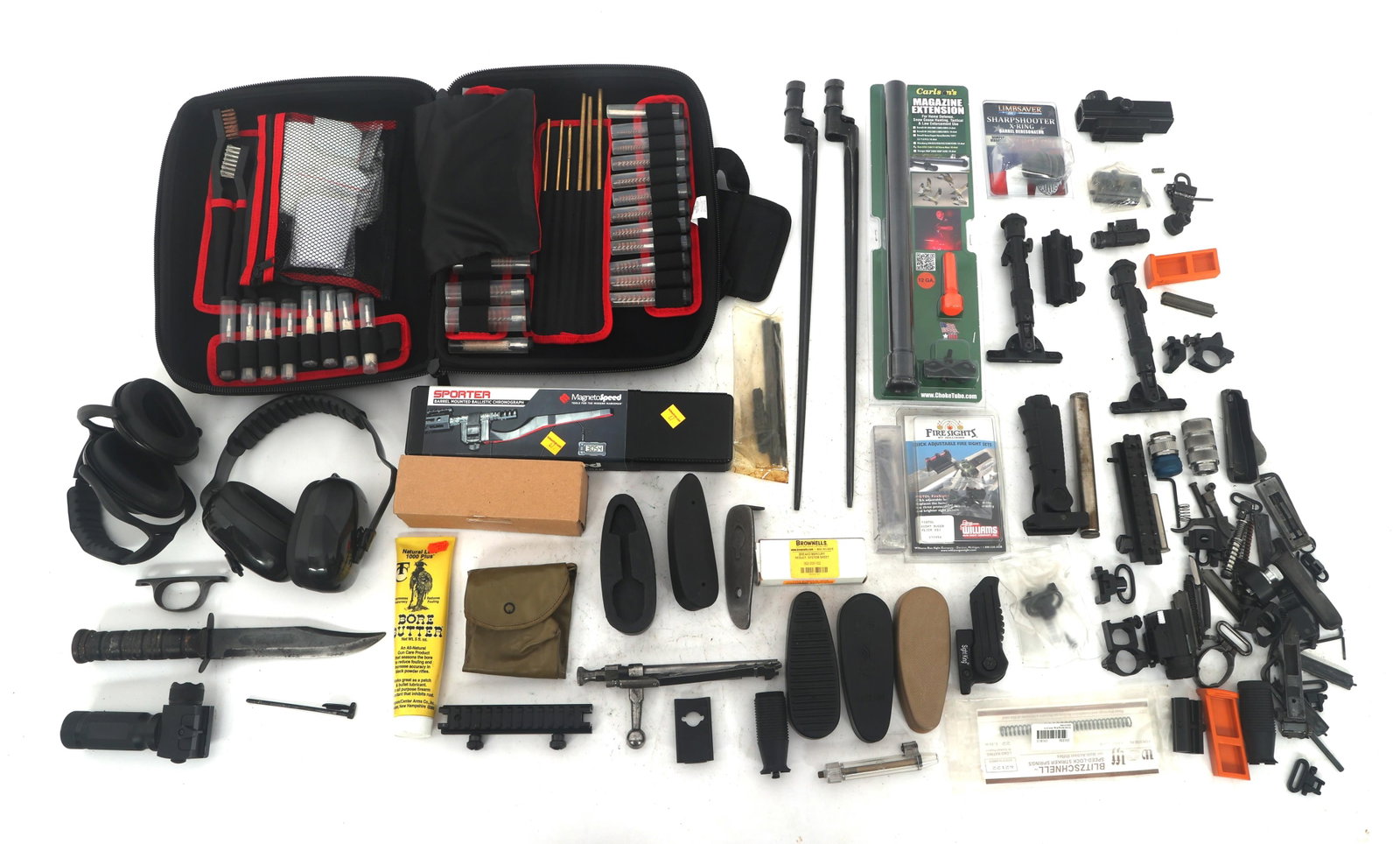 FIREARMS PARTS & ACCESSORIES BONANZA LOT: FIREARMS PARTS & ACCESSORIES BONANZA LOT Firearms parts and accessories bonanza lot. Picatinny rails, butt pads, bayonets, scope rings, small parts, and more.