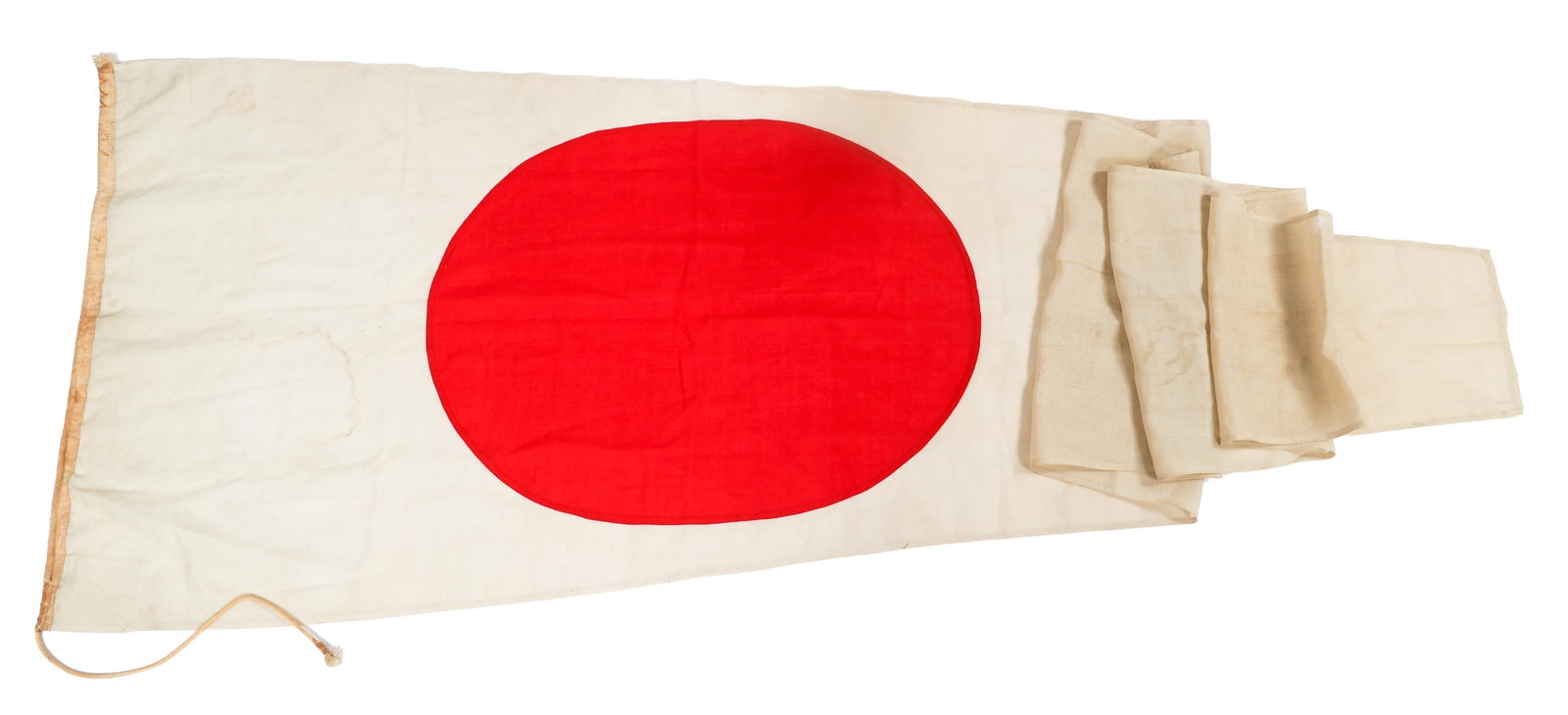 WWII IMPERIAL JAPANESE NAVY PENNANT: WWII IMPERIAL JAPANESE NAVY PENNANT WWII Imperial Japanese Navy Pendant. Double sided cloth with stiched emblem, reinforced header and strings. Size: 116" x 38"