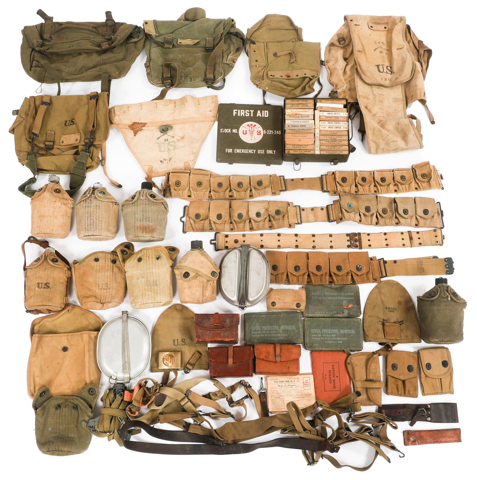 WWI - WWII US FIRST AID & HAVERSACK FIELD GEAR (1 of 20)