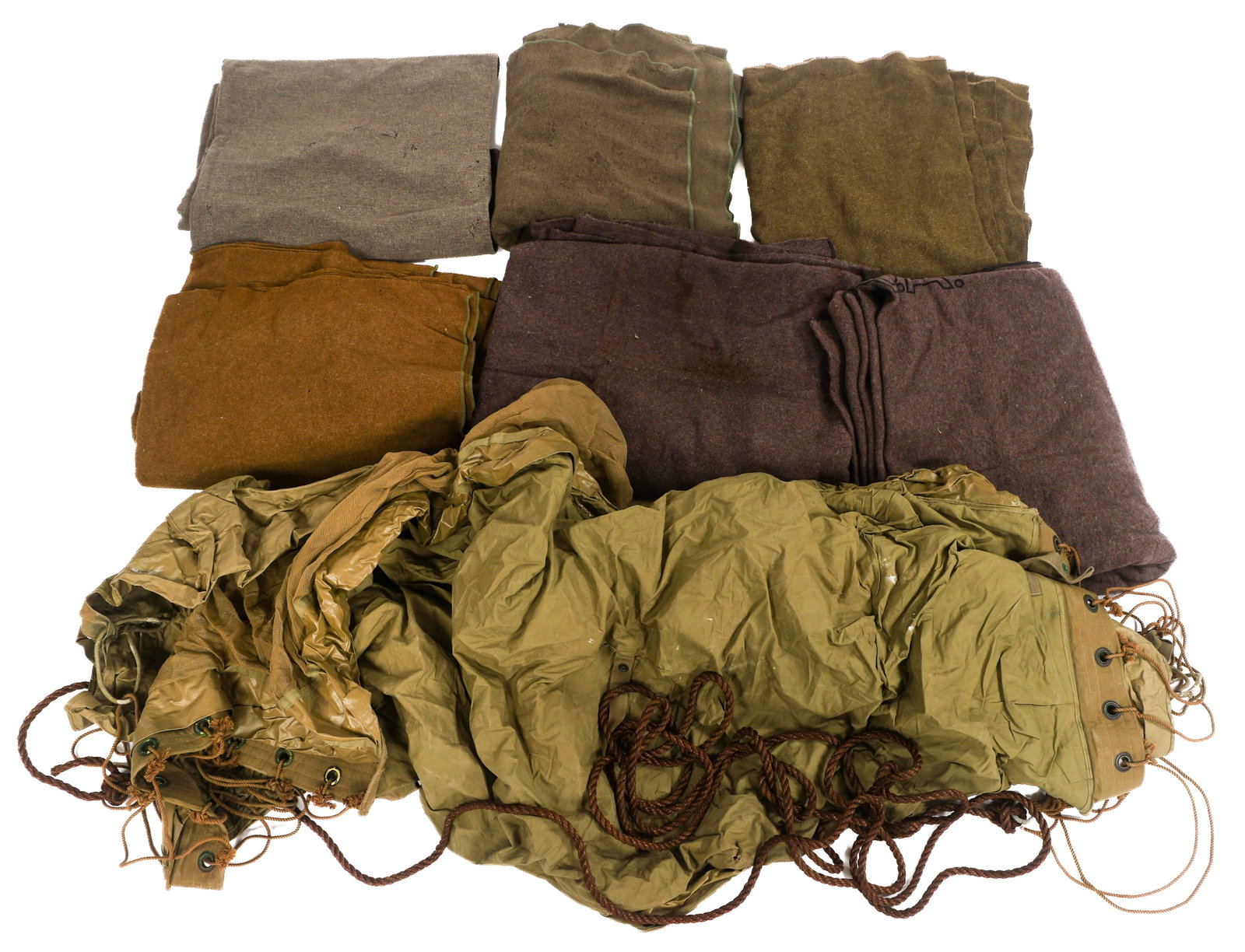 VIETNAM WAR US NET HAMMOCK & WOOL BLANKETS (1 of 6)