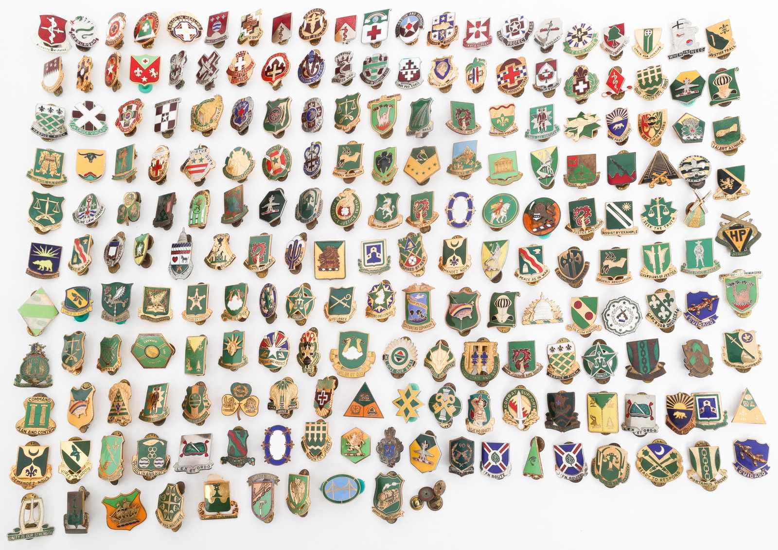 COLD WAR US ARMED FORCES MP & MEDIC DUI PINS (1 of 18)