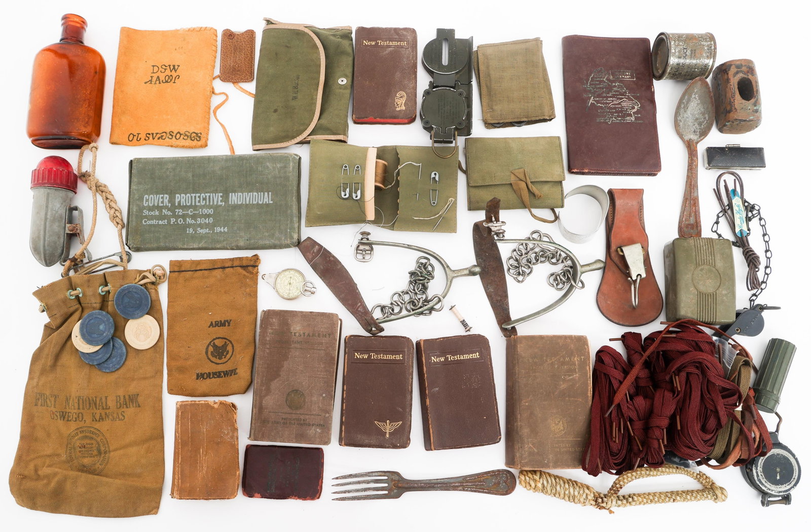 WWII US ARMY PERSONAL EFFECTS & FIELD GEAR (1 of 10)