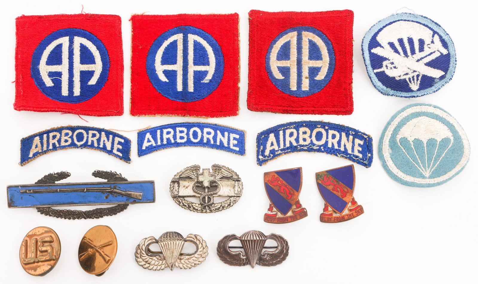 WWII US 82nd AIRBORNE 508th PIR PATCHES & INSIGNIA: WWII US 82nd AIRBORNE 508th PIR PATCHES & INSIGNIA WWII US Airborne 508th Parachute Infantry Regiment Patches and Insignia. (2) Jump Wings. One British made, maker marked by Gaunt. (3) 82nd Airborne D