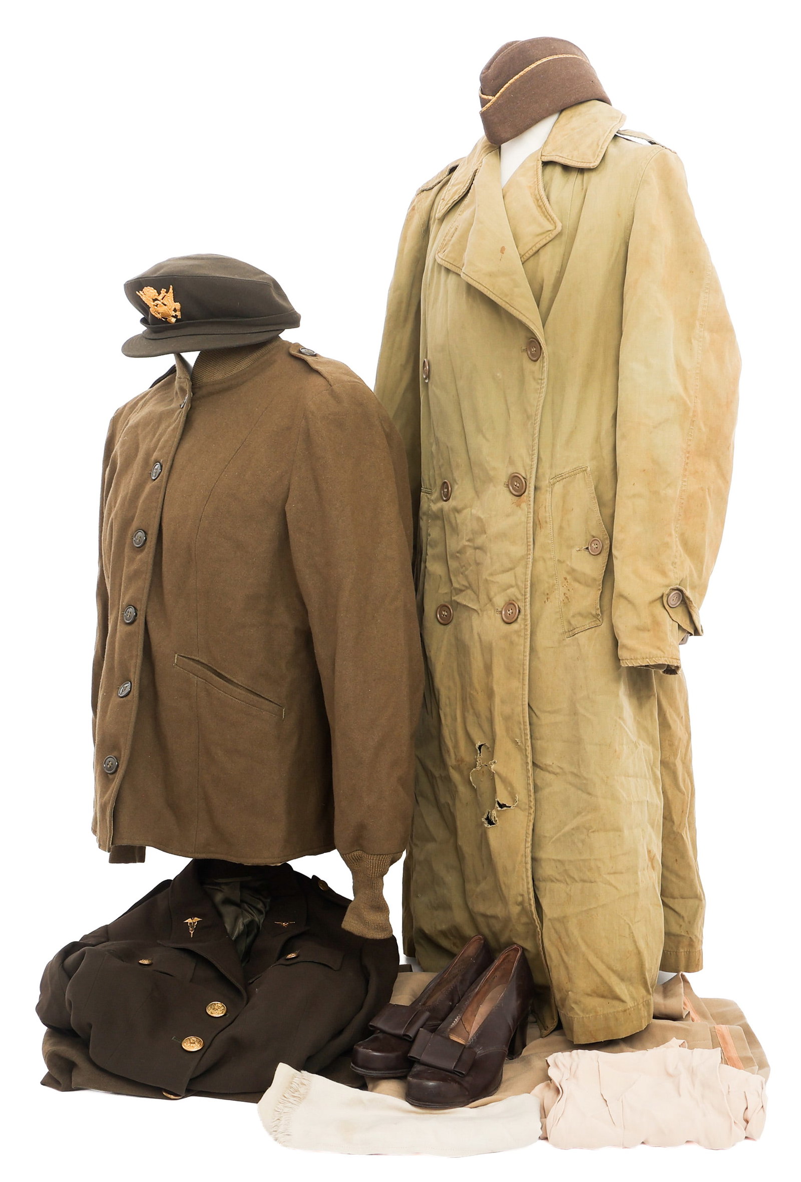 WWII US ARMY NURSE CORPS OFFICER UNIFORMS (1 of 20)