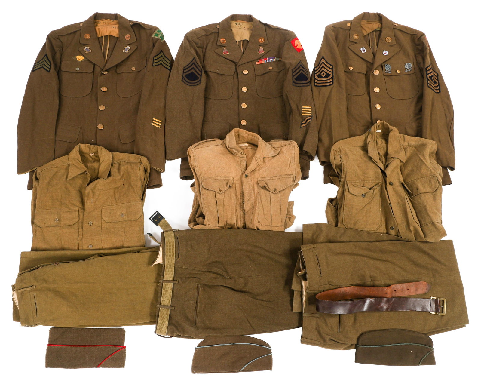 WWII US ARMY INFANTRY DIVISION SERGEANT UNIFORMS (1 of 17)