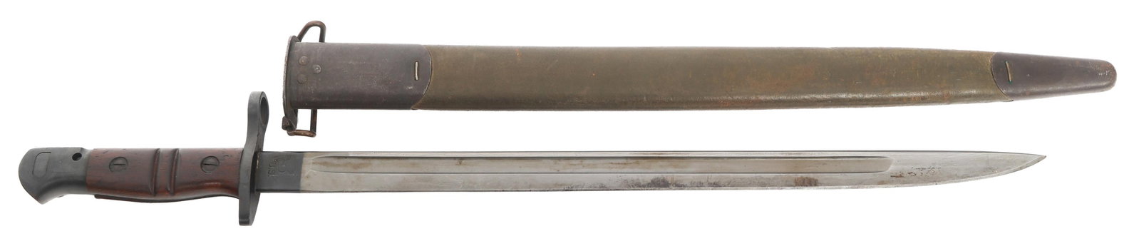 WWI US ARMY M1917 BAYONET by REMINGTON: WWI US ARMY M1917 BAYONET by REMINGTON WWI US M1917 Bayonet. Single edged blade with fuller. Maker marked by Remington, dated 1917 with US ordnance bomb on the ricasso. Steel hilt with wood grips. Lea
