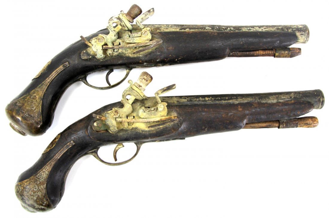PAIR OF ANTIQUE MIDDLE EASTERN FLINTLOCK PISTOLS: PAIR OF ANTIQUE MIDDLE EASTERN FLINTLOCK PISTOLS Type: Pistol Barrel Length: 7.5"