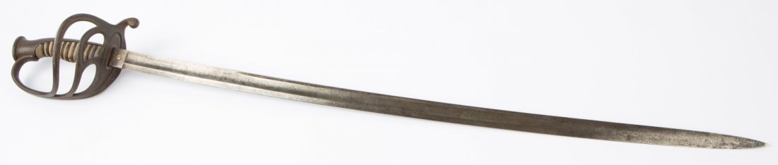 US MODEL 1850 STAFF & FIELD OFFICER'S SWORD: US MODEL 1850 STAFF & FIELD OFFICER'S SWORD Etched imported blade from W. H. Horstmann. Type: Sword Country: US Blade Length: 32" Overall Length: 38" Provenance: From the collection of Darryl E. Kinni