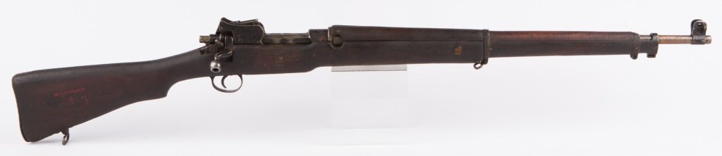 ENFIELD PATTERN 1914 RIFLE: ENFIELD PATTERN 1914 RIFLE Enfield Pattern 1914 drill rifle. Designated "DR" (drill rifle), with rack numbers on stock. Broad arrow marked on receiver, barrel dated 1918. Serial Number: 618051