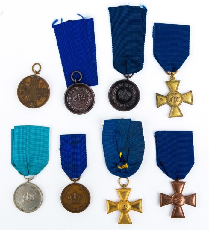 PRUSSIAN SERVICE CROSS LOT OF 8: PRUSSIAN SERVICE CROSS LOT OF 8 Provenance: Malcolm Dearing Collection. Dearing collected medals, orders, decorations, and Imperial German Pickelhaube helmets. Dearing collection highlights include th