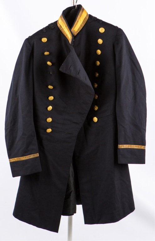 US MODEL 1902-1912 CAVALRY OFFICER DRESS COAT: US MODEL 1902-1912 CAVALRY OFFICER DRESS COAT