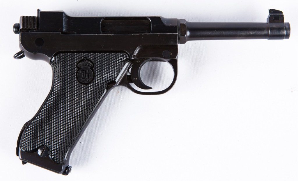 SWEDISH HUSQVARNA LAHTI M/40 PISTOL: SWEDISH HUSQVARNA LAHTI M/40 PISTOL Swedish Husqvarna Lahti M/40 9mm pistol. Caliber / Gauge: 9 Barrel Length: 4.6" Serial Number: D8394