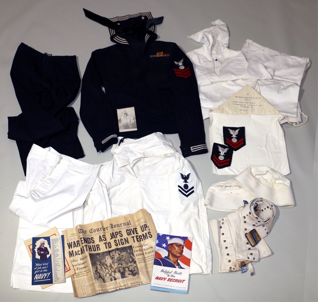 WWII US NAVY UNIFORM LOT: WWII US NAVY UNIFORM LOT US Navy enlisted mans blues and whites with ties hats - 2 complete uniform sets