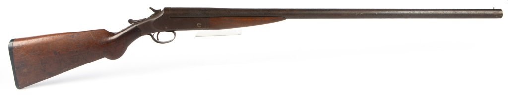STEVENS 12 GAUGE SINGLE SHOT SHOTGUN: STEVENS 12 GAUGE SINGLE SHOT SHOTGUN Stevens single shot 12 gauge shotgun, with 30 inch barerl. Caliber / Gauge: 12 Serial Number: 598