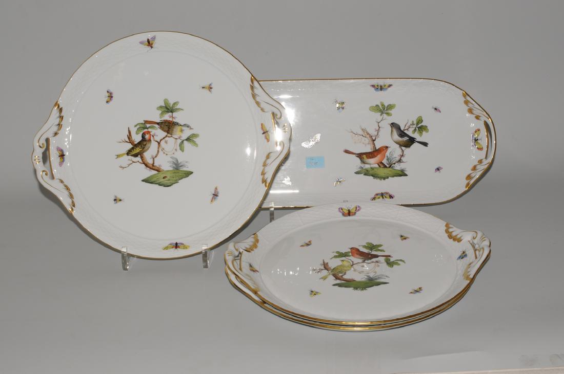 Lot: 4 Platten, Herend Nach 1945. Porzellan, Osier, (1 of 1)