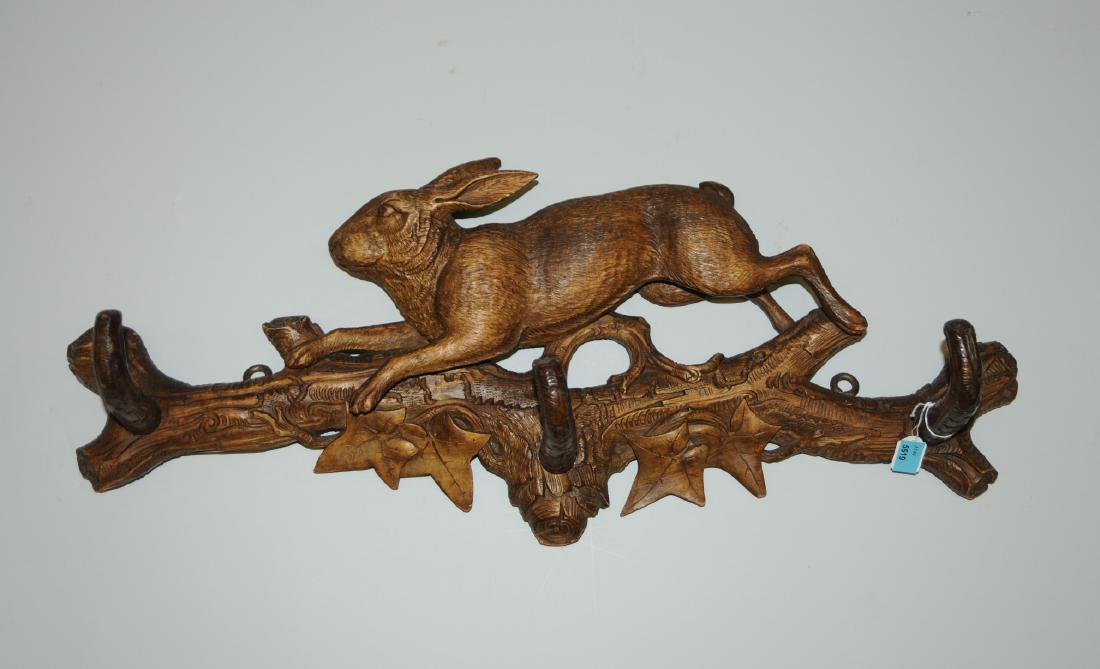 Brienzer Garderobe Anfang 20.Jh. Holz, geschnitzt und (1 of 1)