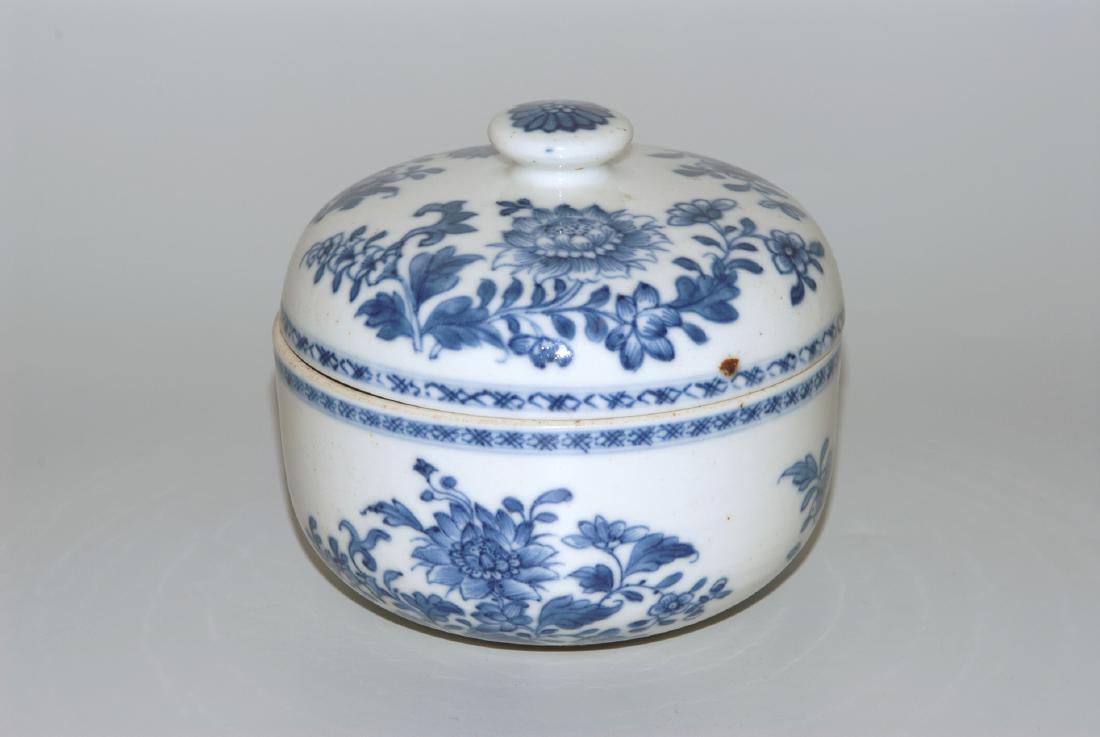 Deckelschale China, 18.Jh. Blau-Weiss Porzellan. Schale (1 of 1)