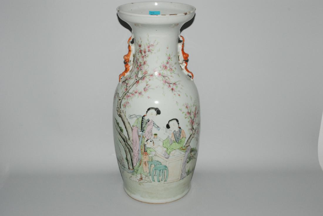 Balustervase China, 19.Jh. Porzellan. Balusterform, (1 of 1)