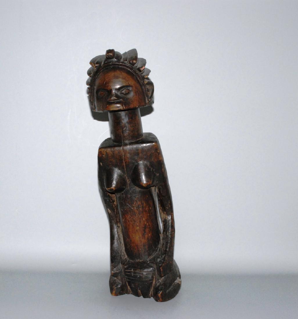 Knieende, weibliche Figur Im Stil der Dogon, Mali. (1 of 1)