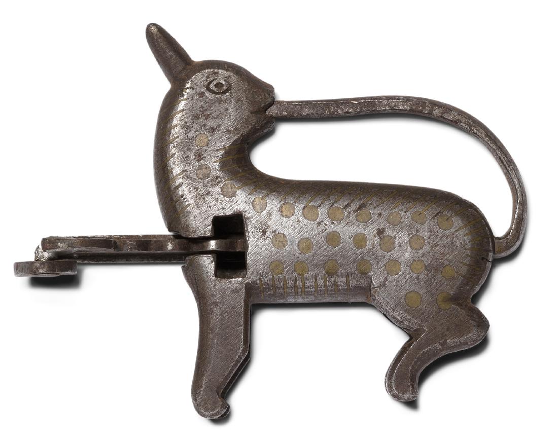 Kleines zoomorphes Vorhängeschloss  Russland, Region (1 of 1)