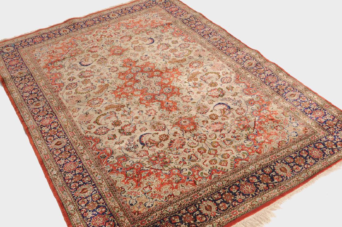 Ghom-Seide Z-Iran, um 1980. Flormaterial reine Seide. (1 of 9)