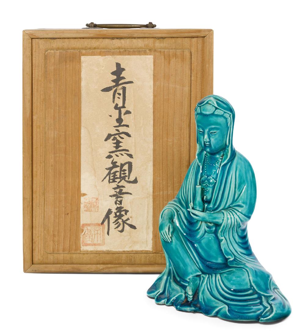 Figur China, 19.Jh. Porzellan mit Türkisblauer Glasur, (1 of 11)