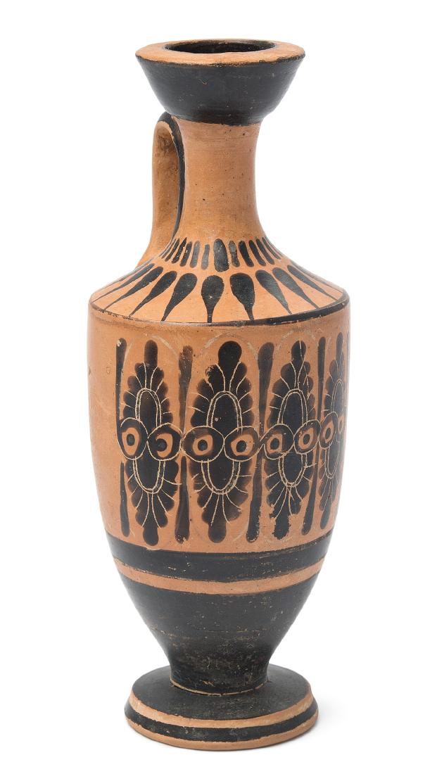 Lekythos Attisch, 5.Jh. v. Chr. Schwarzfigurig. Auf der (1 of 1)