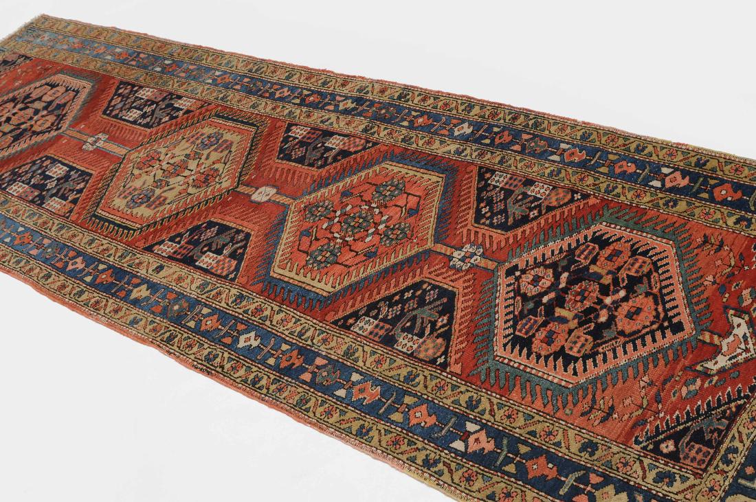 Heriz NW-Iran, um 1900. Im ziegelroten Mittelfeld (1 of 10)