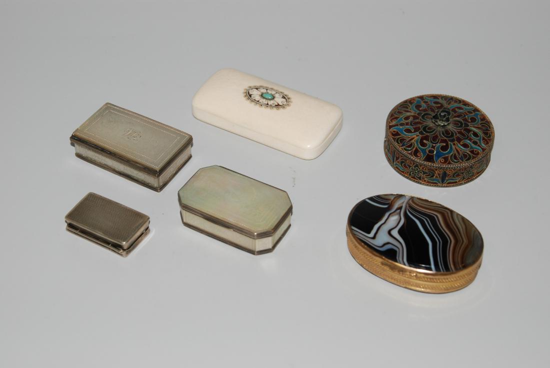 Lot: 6 Deckeldosen Um/Nach 1900. Diverse Formen und (1 of 1)