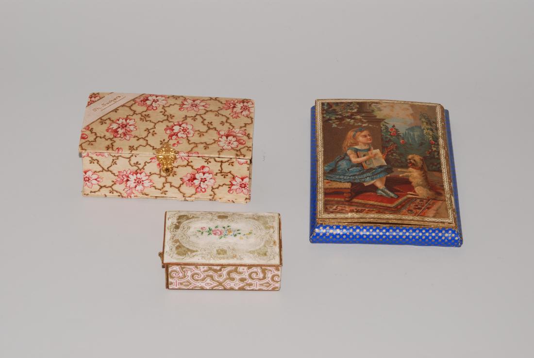 Lot: 3 kleine Schatullen Um 1900. Karton mit (1 of 1)