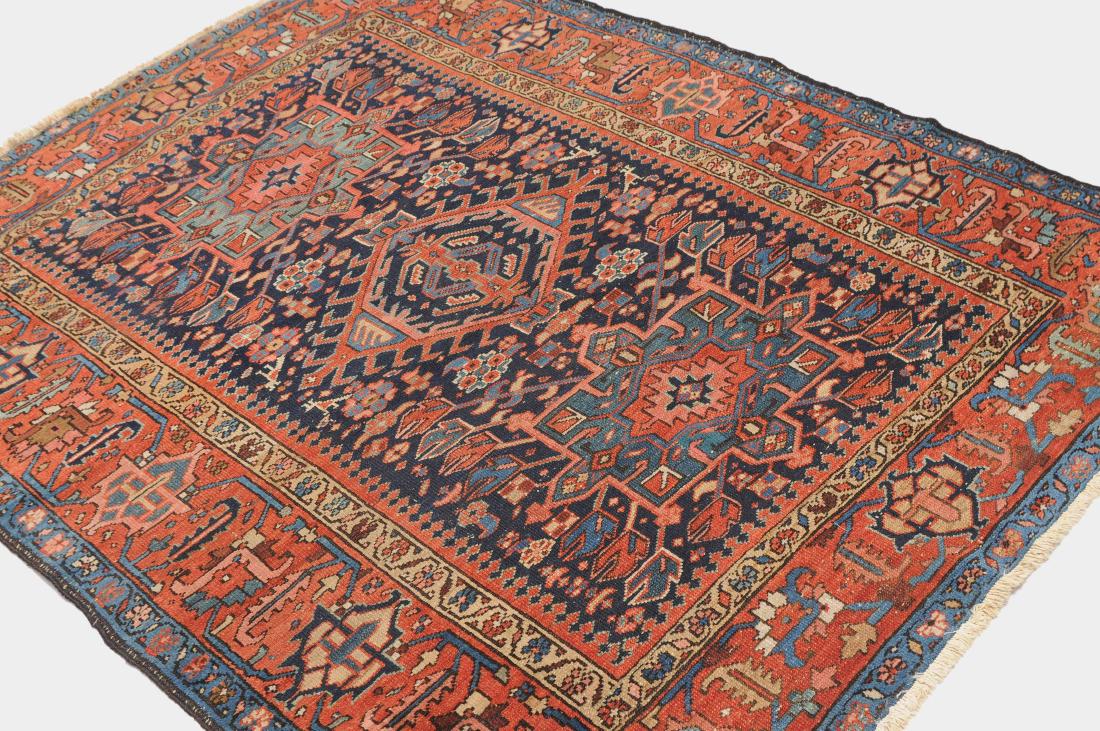 Karaja NW-Iran, um 1910. Im tiefblauen Mittelfeld (1 of 7)