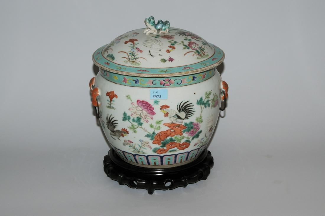 Deckeltopf China, Ende 19.Jh. Porzellan. Polychromer (1 of 1)