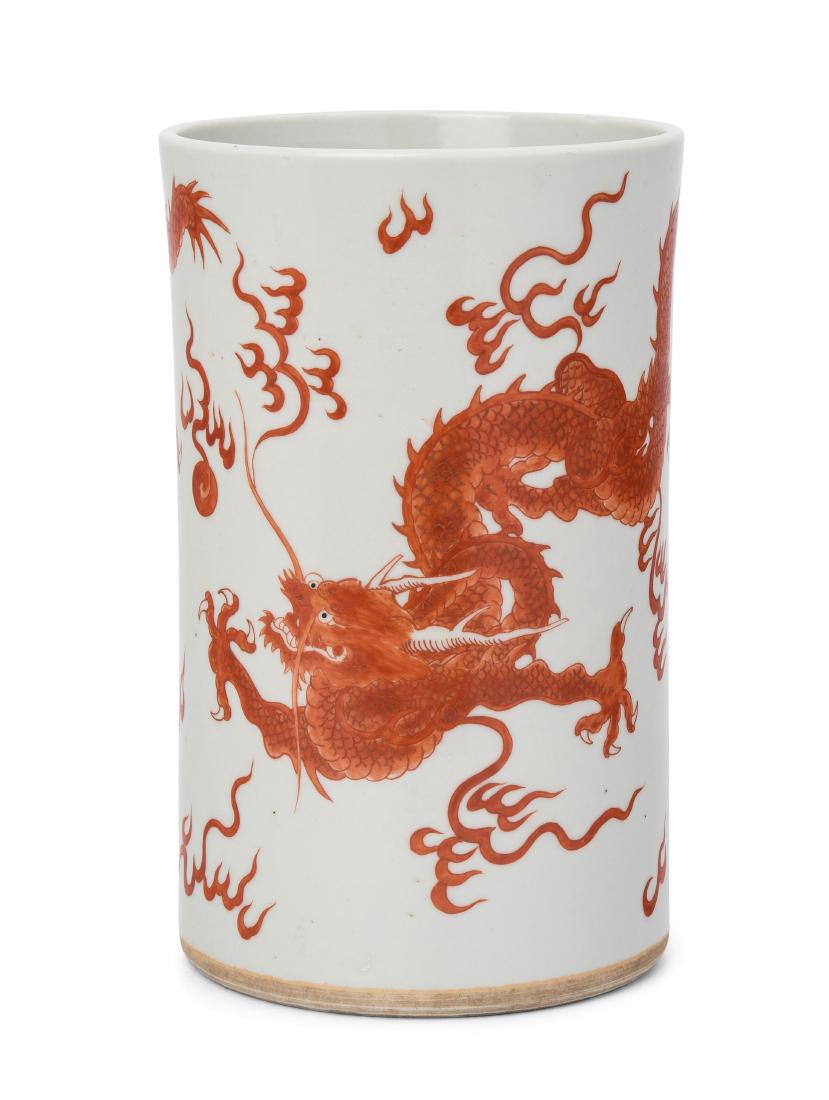 Grosser Pinselständer  China. Porzellan. Zylinderform. (1 of 8)