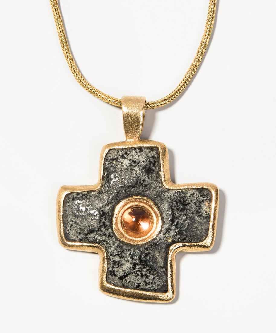 Philippe Pfeiffer Mandaringranat-Granit-Kreuzanhänger (1 of 1)