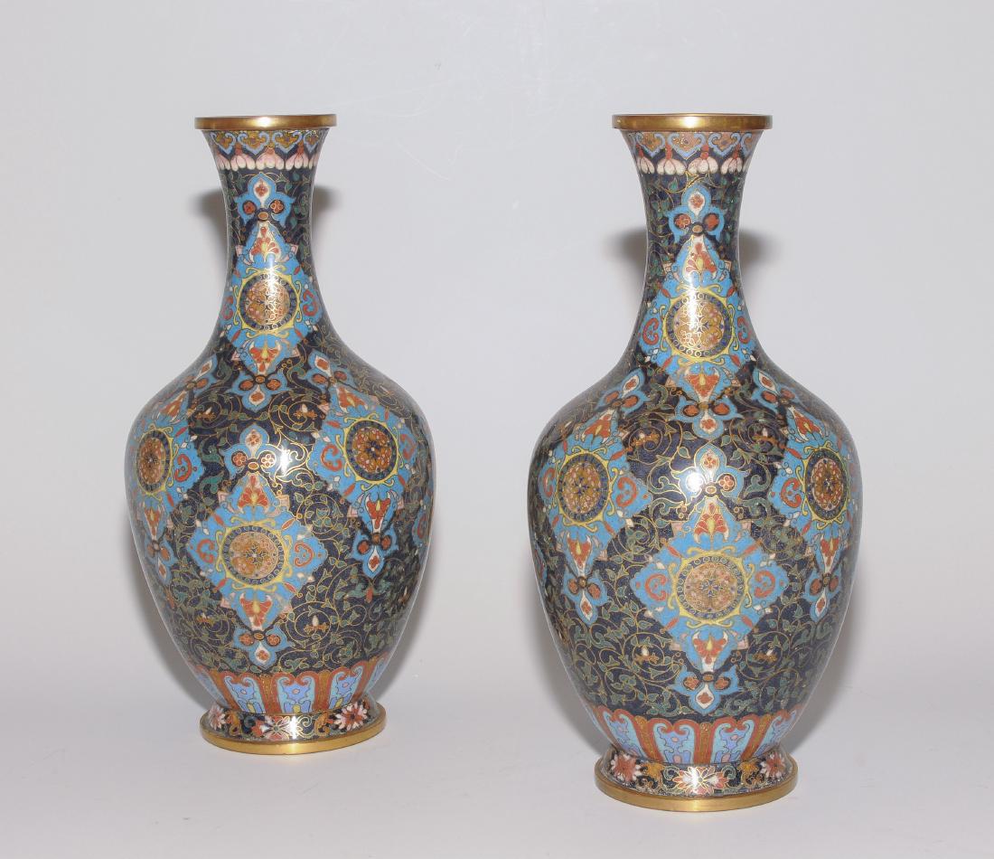 1 Paar Vasen China, 20.Jh. Email cloisonné. (1 of 1)