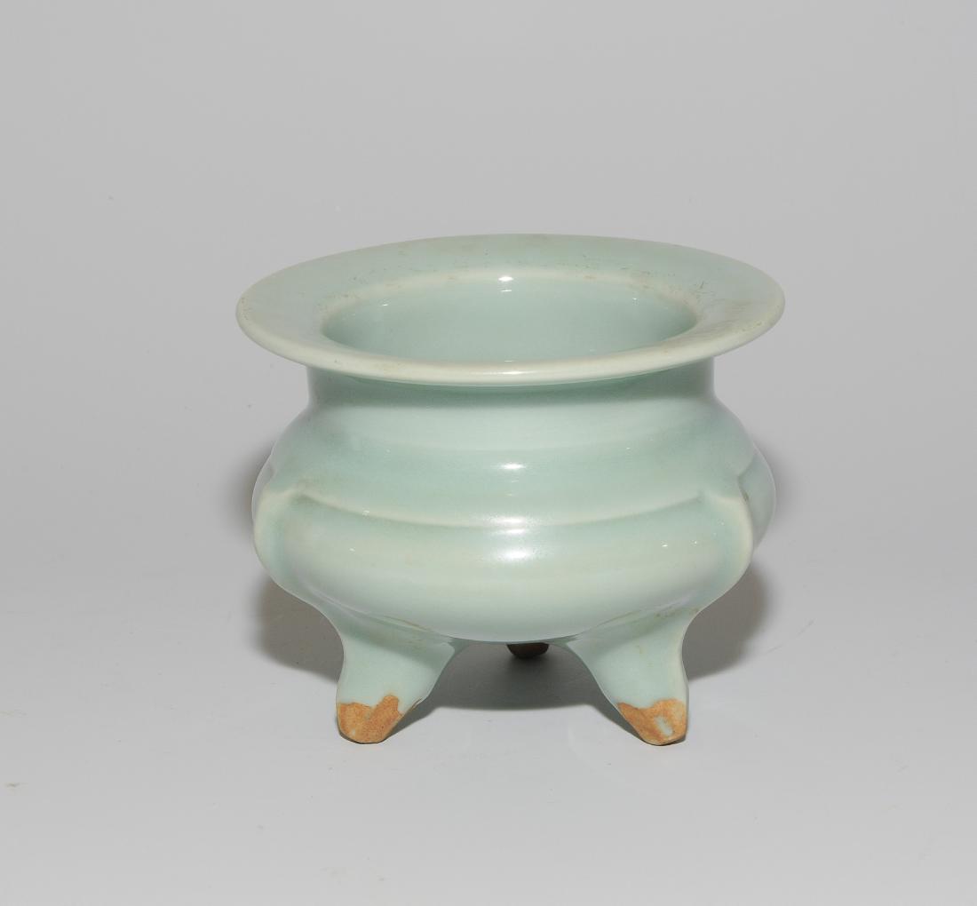 Räucherschale Japan, 20.Jh. Porzellan mit (1 of 1)