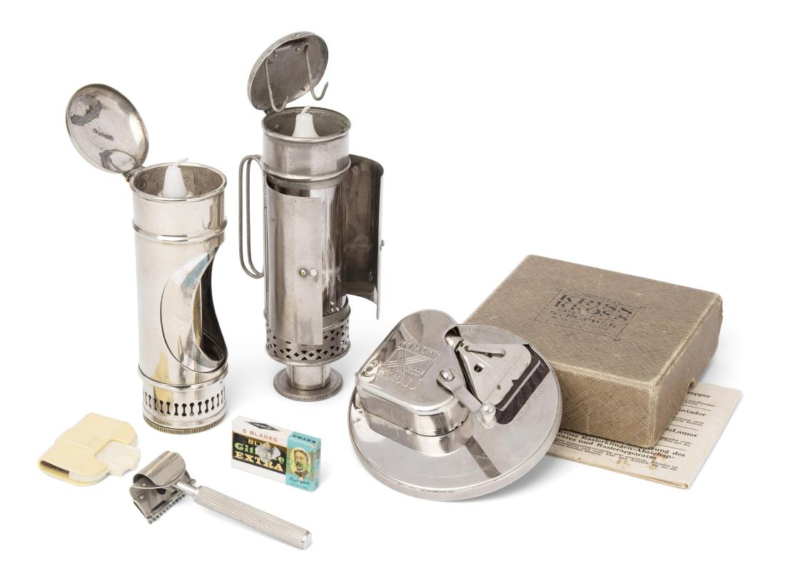 Lot: Rasierzubehör (1) 2 Rasierwasserwärmer. England, (1 of 1)