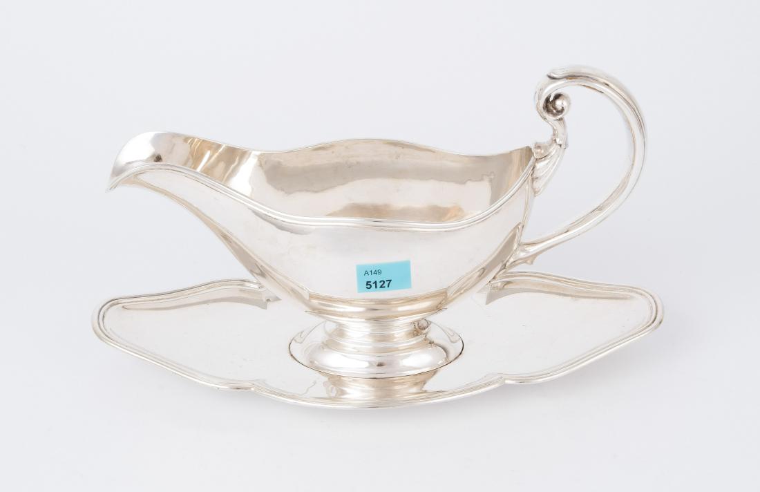 Saucière Um 1900. Versilbert. Ovale geschweifte Form (1 of 1)