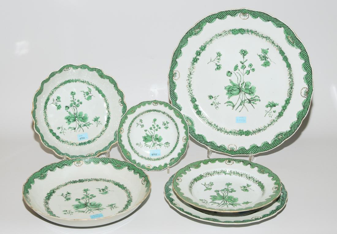 Tafelservice China, 19.Jh. Porzellan. Grüner (1 of 2)