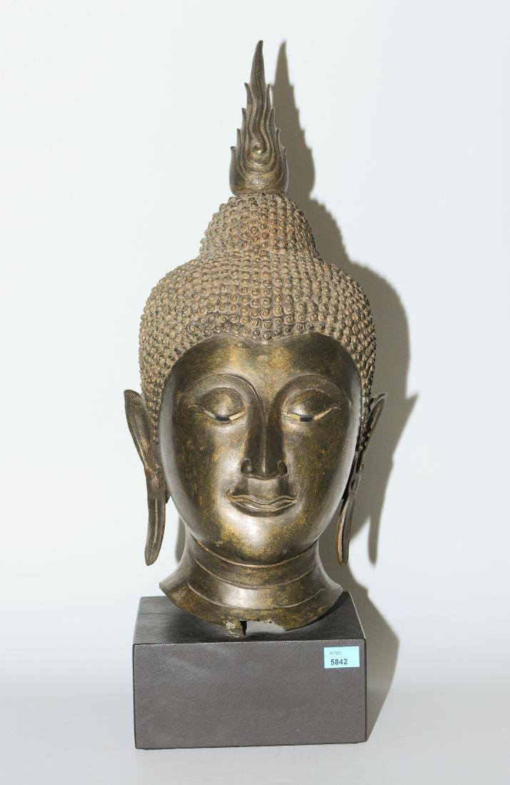 Buddha-Kopf Thailand. Bronze mit Resten von Vergoldung. (1 of 1)