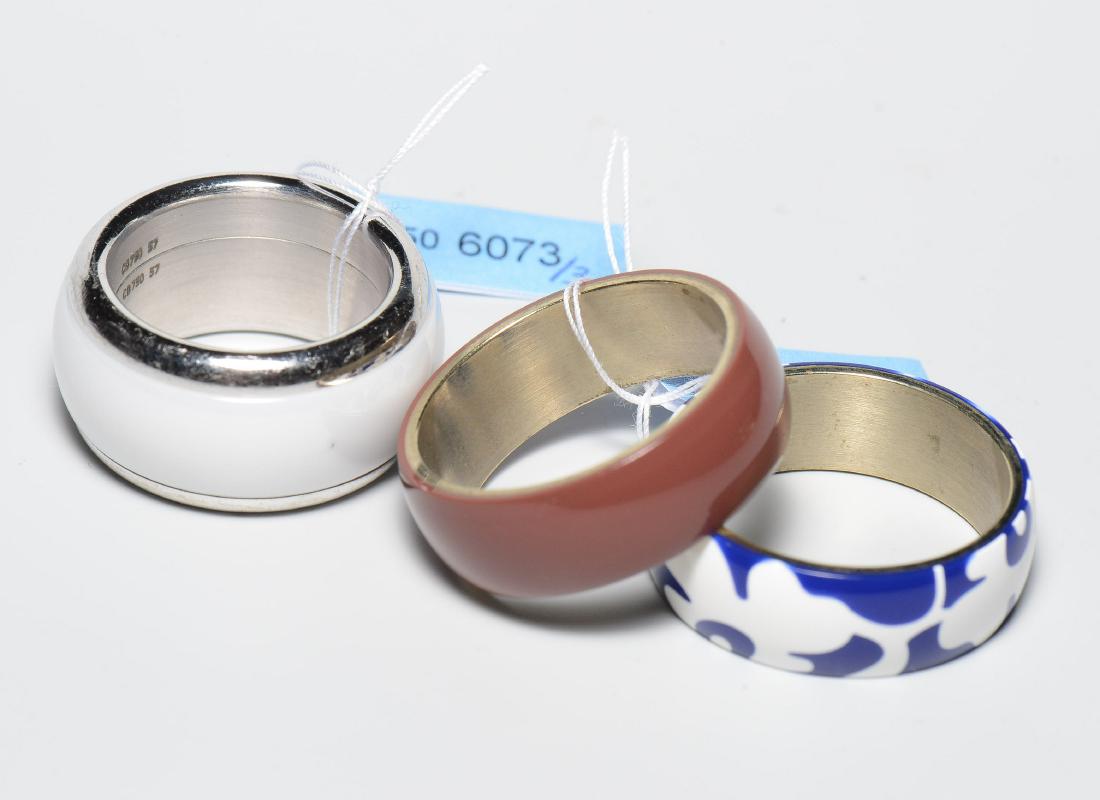 Bucherer store alliance ring