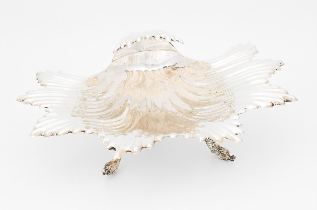 Grosse Schale Spanien, 20.Jh. Silber. In Form einer (1 of 1)