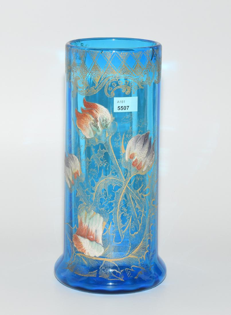 Vase Frankreich, um 1900. Hellblaues Glas, polychrome, (1 of 1)
