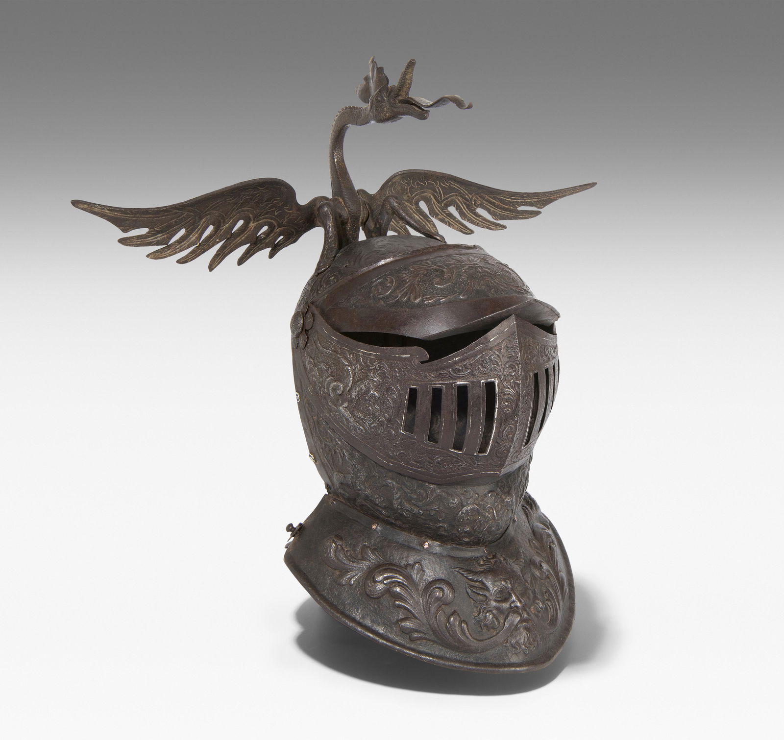 Prunk-Funeralhelm (1 of 20)