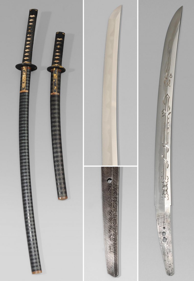 Daisho mit StÃ¤nder Japan, Edo-Zeit. Set von Katana: Daisho mit StÃ¤nder Japan, Edo-Zeit. Set von Katana und Wakizashi. Koshirae: Saya aus Holz verziert mit Streifenmuster aus Schwarzlack und Laque burgaute. Tsuba, Fuchi, Kashira, Kozuka, Kogai, Menuk