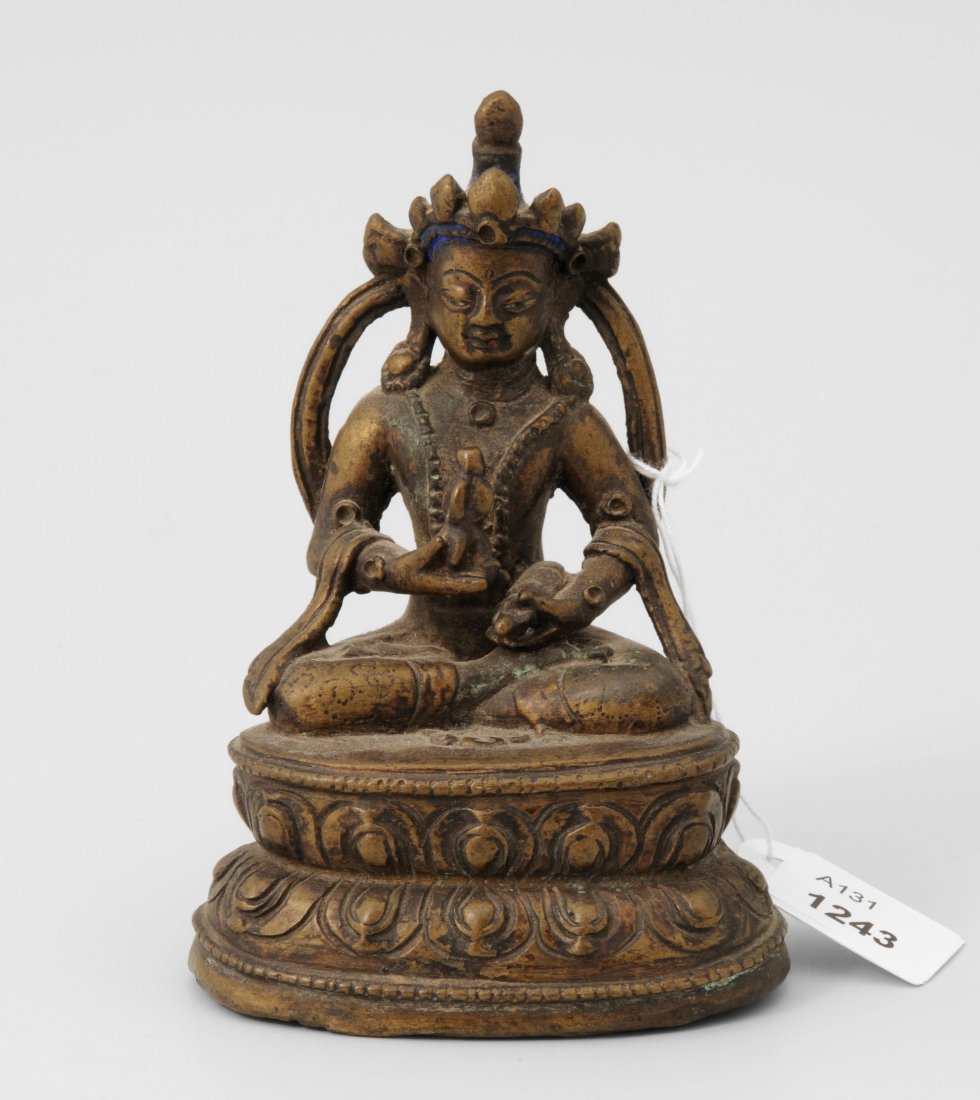 Figur Nepal. Bronze, Resten von Bemalung. Adibuddha: Figur Nepal. Bronze, Resten von Bemalung. Adibuddha Vajrasattva. H 10 cm.