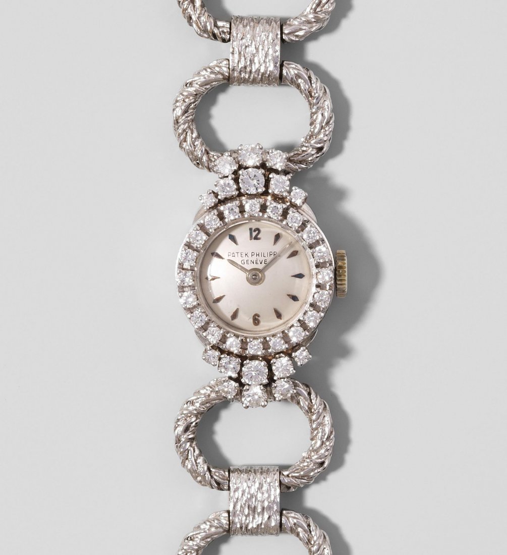 Patek Philippe Brillant-Damenarmbanduhr Genf, 1950er: Patek Philippe Brillant-Damenarmbanduhr Genf, 1950er Jahre. Ref. 3205/62. Gehäuse Nr. 2603365. 750 Weissgold. Handaufzug Werk Nr. 1100795, Kolbenzahn-Ankerhemmung, bimetallische Unruh, Breguet-Spiral