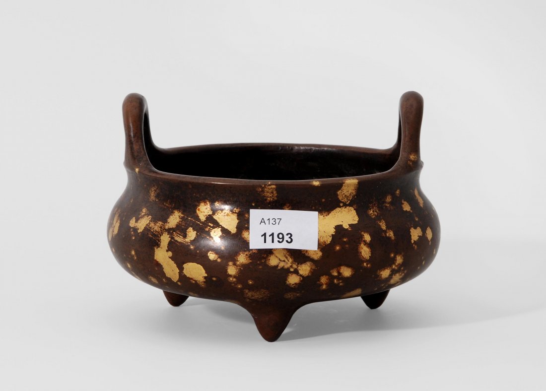 Räuchergefäss China. Xuande-Marke. Bronze mit (1 of 1)