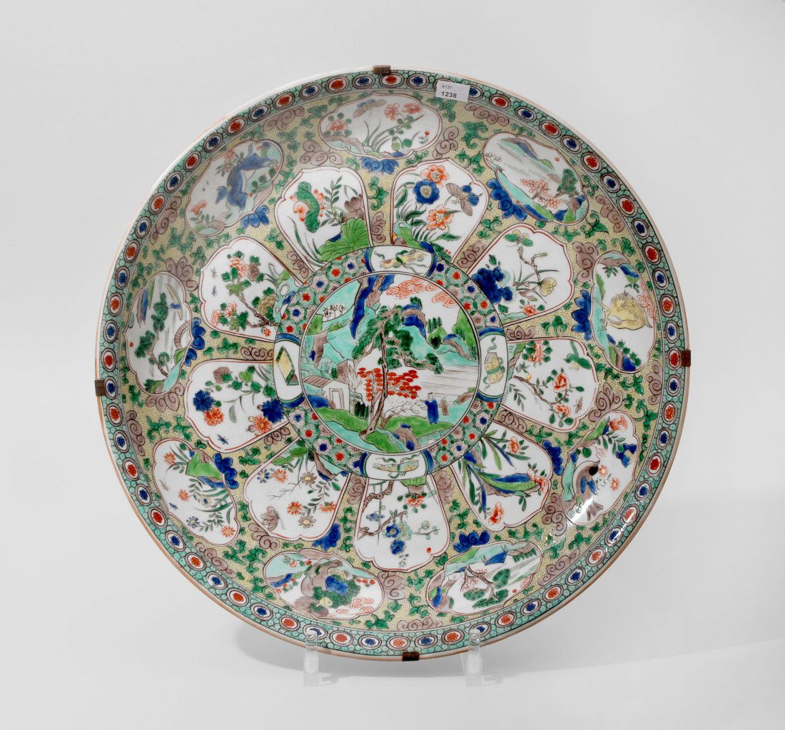 Grosse Platte China oder Japan, 19.Jh. Porzellan. (1 of 1)